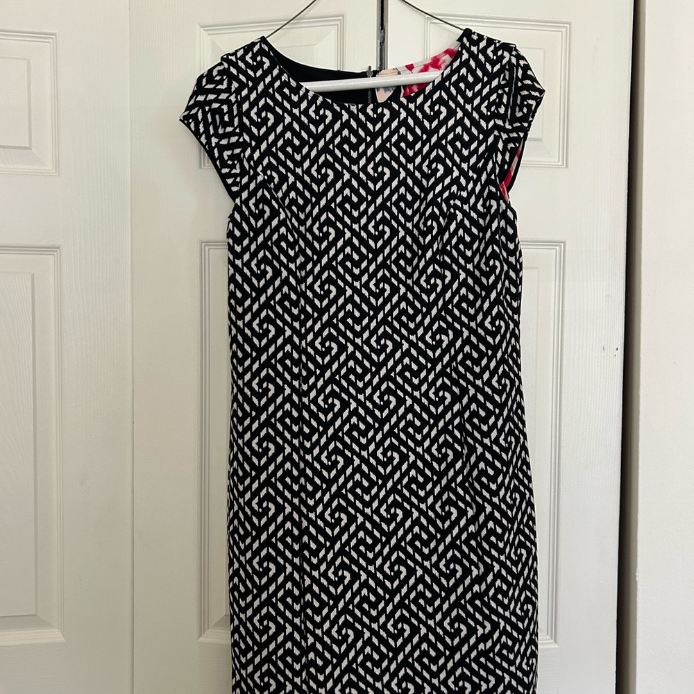 Black and White Geometric Pattern Dress